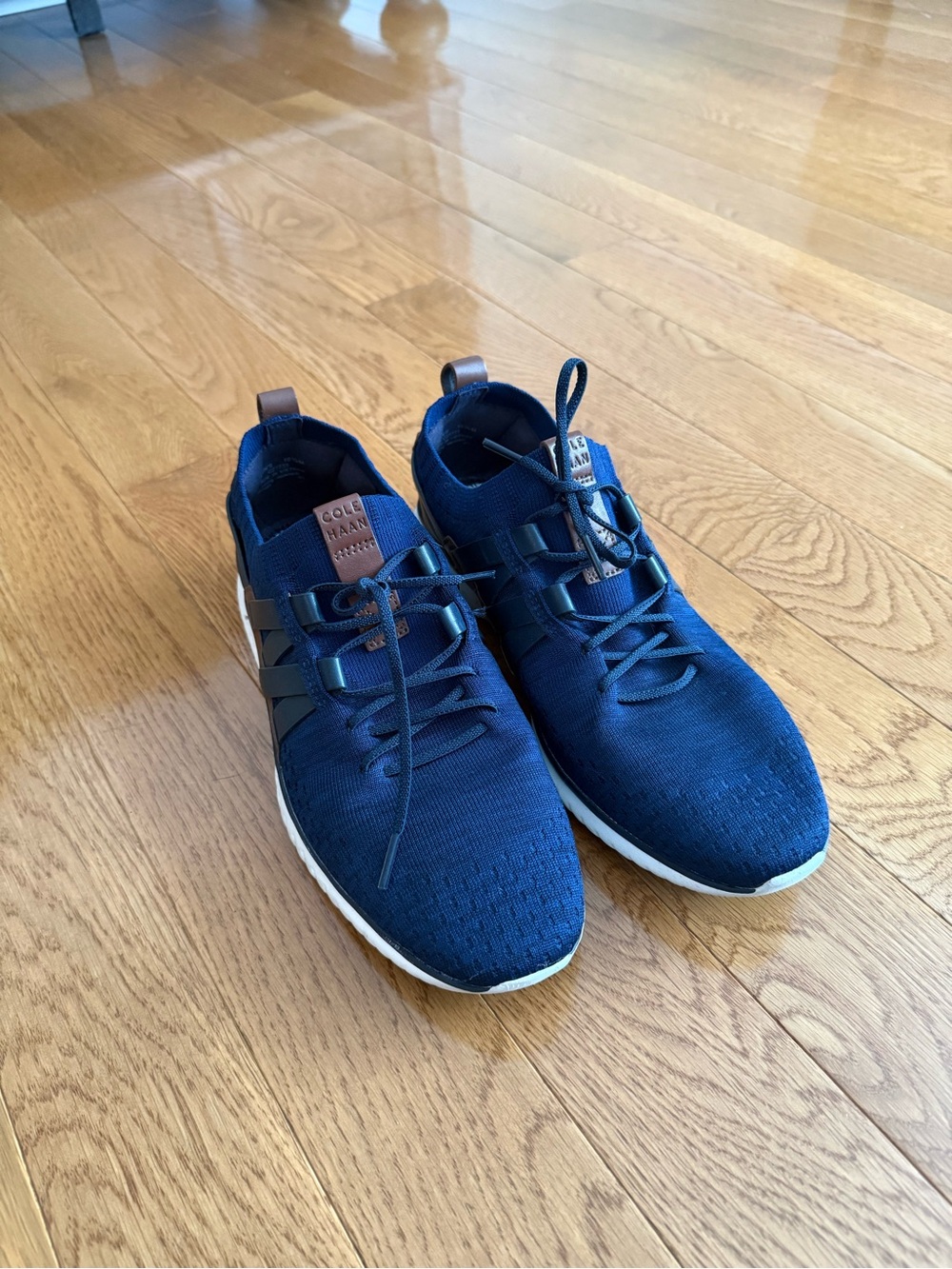 Rarely Worn Cole Haan Grandmotion Sneakers 💙
